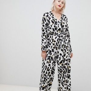 Plus Size Leopard Print Jumpsuit